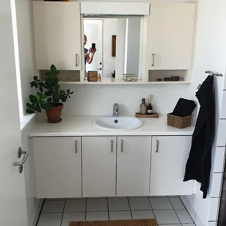 Apartment B Med Dejlig Privat Gardhave Pa Thuro Kaeledyr Er Ikke Gratis Og Skal Tilfojes Svendborg